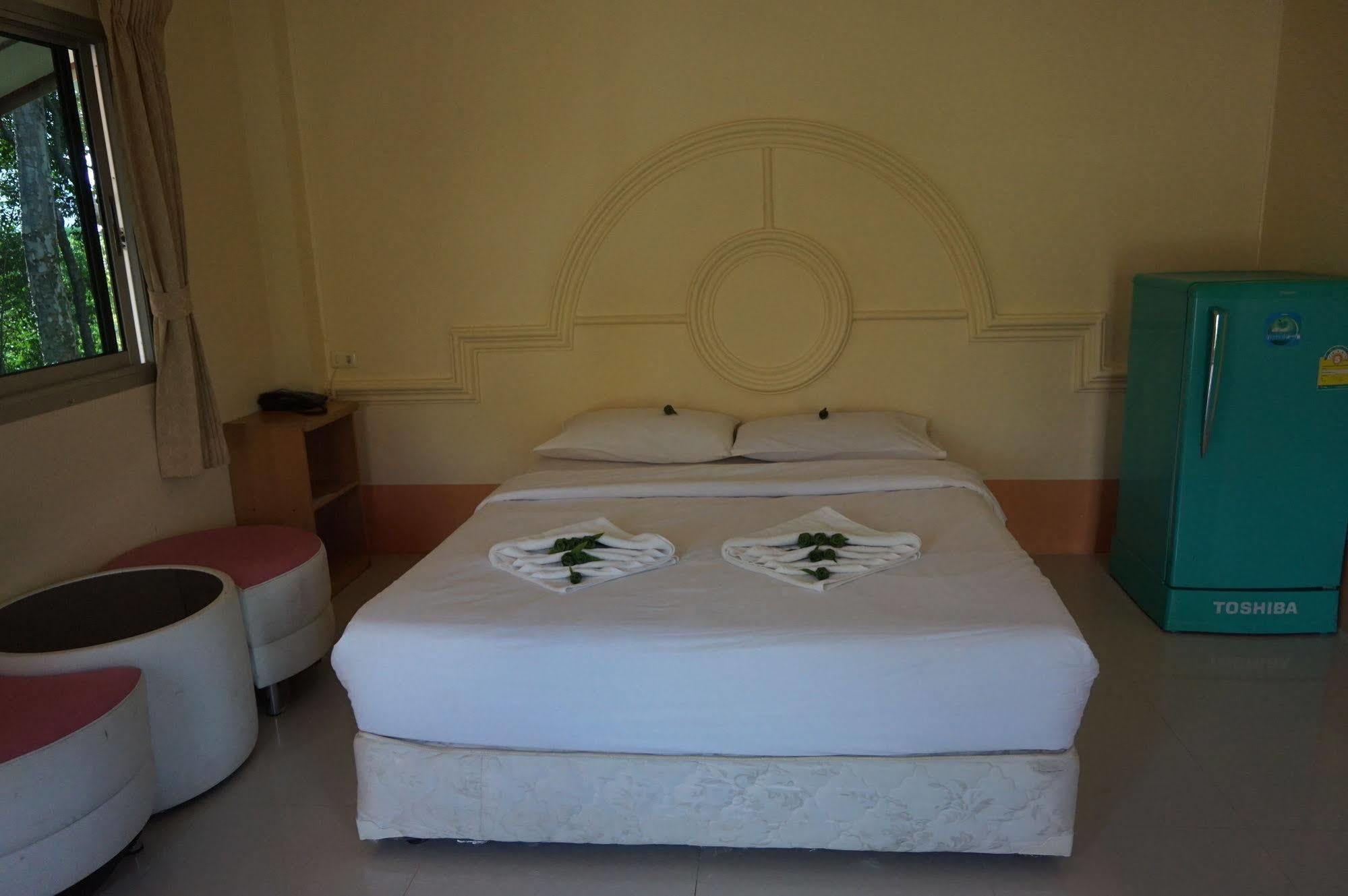 Ratchapreuk Resort Kalasin Buitenkant foto